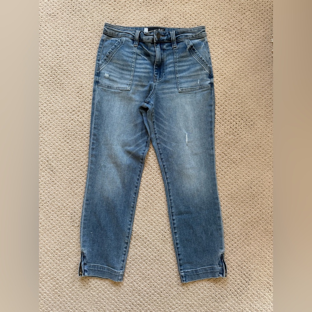 Kut from the Kloth Medium Wash Ankle Jeans with Zipper.  Size 8